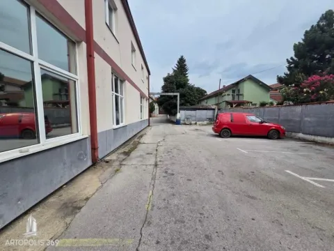 Izdavanje, poslovni prostor, 1440m², Zemun Centar, Zemun Sve Podlokacije - image 20