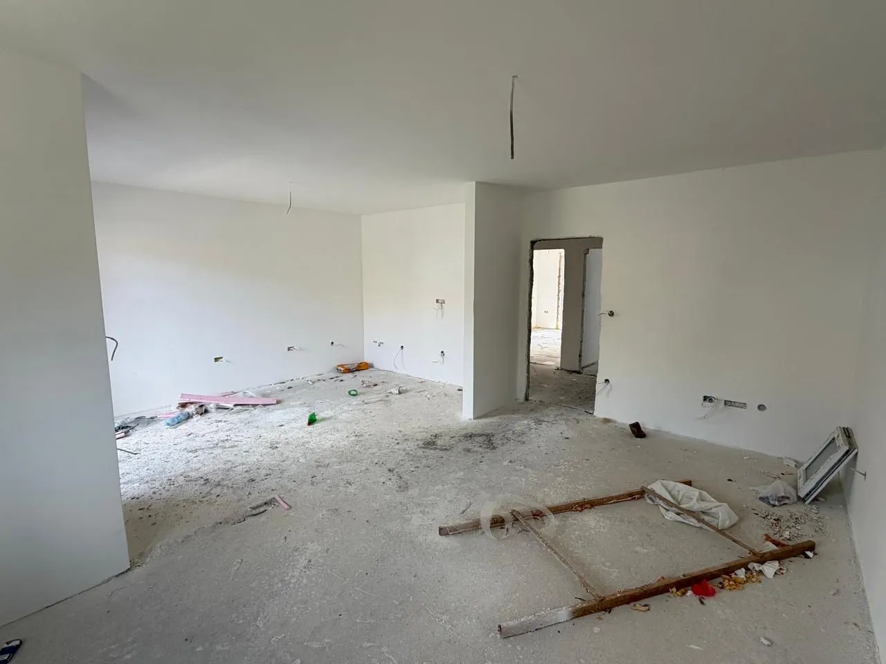 Prodaja, dvosoban stan, 69m², Lastva Grbaljska, Kotor