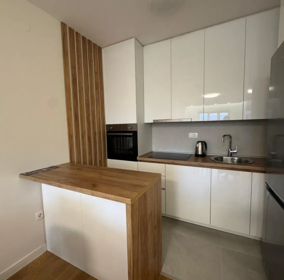 Rent, two bedroom apartment, 72m², Central Point, Podgorica