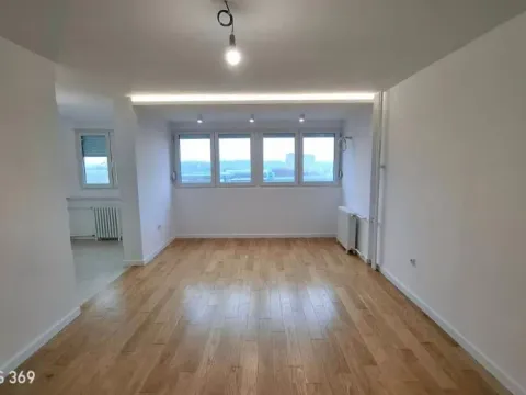 Prodaja, četvorosoban stan, 95m², Novi Beograd Blok 37, Novi Beograd Sve Podlokacije - image 3