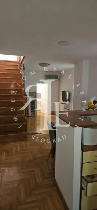 Prodaja, kuća, 108m², Kluz, Zvezdara Sve Podlokacije