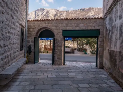 Sale, hospitality venue, 420m², Prčanj, Kotor - image 23