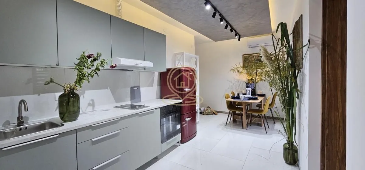 Prodaja, dvosoban stan, 78m², Centar, Vrnjačka Banja