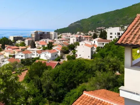 Prodaja, jednosoban stan, 69m², Petrovac, Budva - image 9
