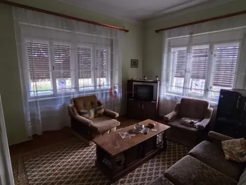 Prodaja, kuća, 157m², Palić, Subotica - image 13