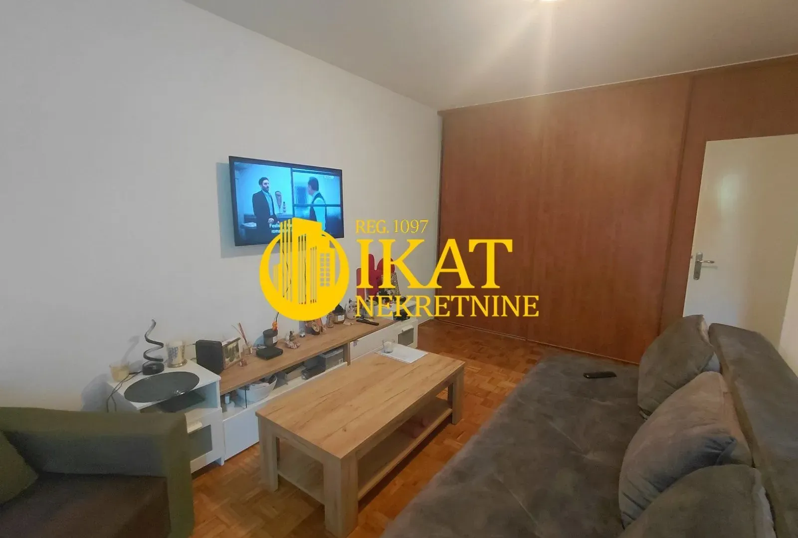Prodaja, dvosoban stan, 53m², Stari Grad, Beograd