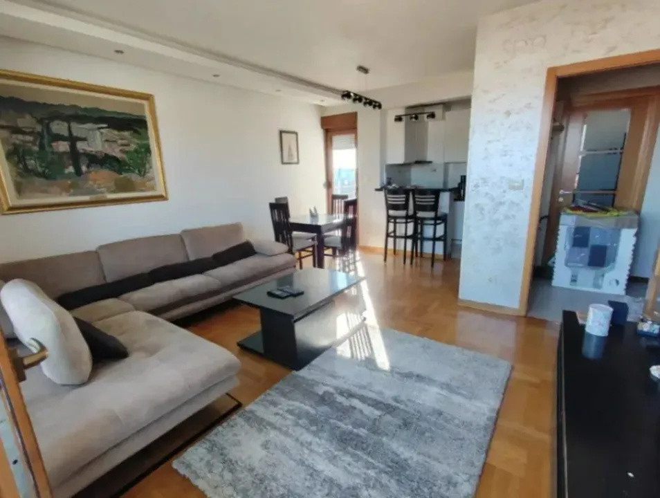 Sale, two bedroom apartment, 76m², Centar, Podgorica