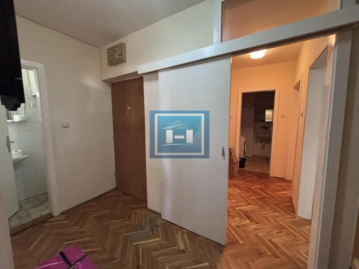 Prodaja, trosoban stan, 75m², Strelište, Jagodina