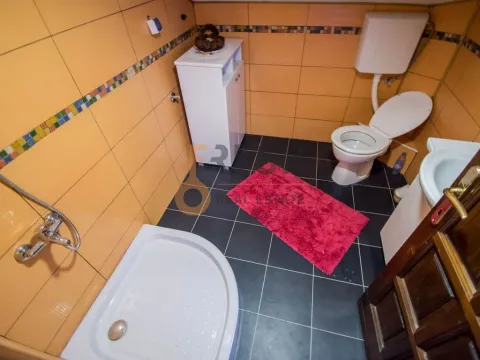 Prodaja, kuća, 450m², Stari Aerodrom, Podgorica - image 25