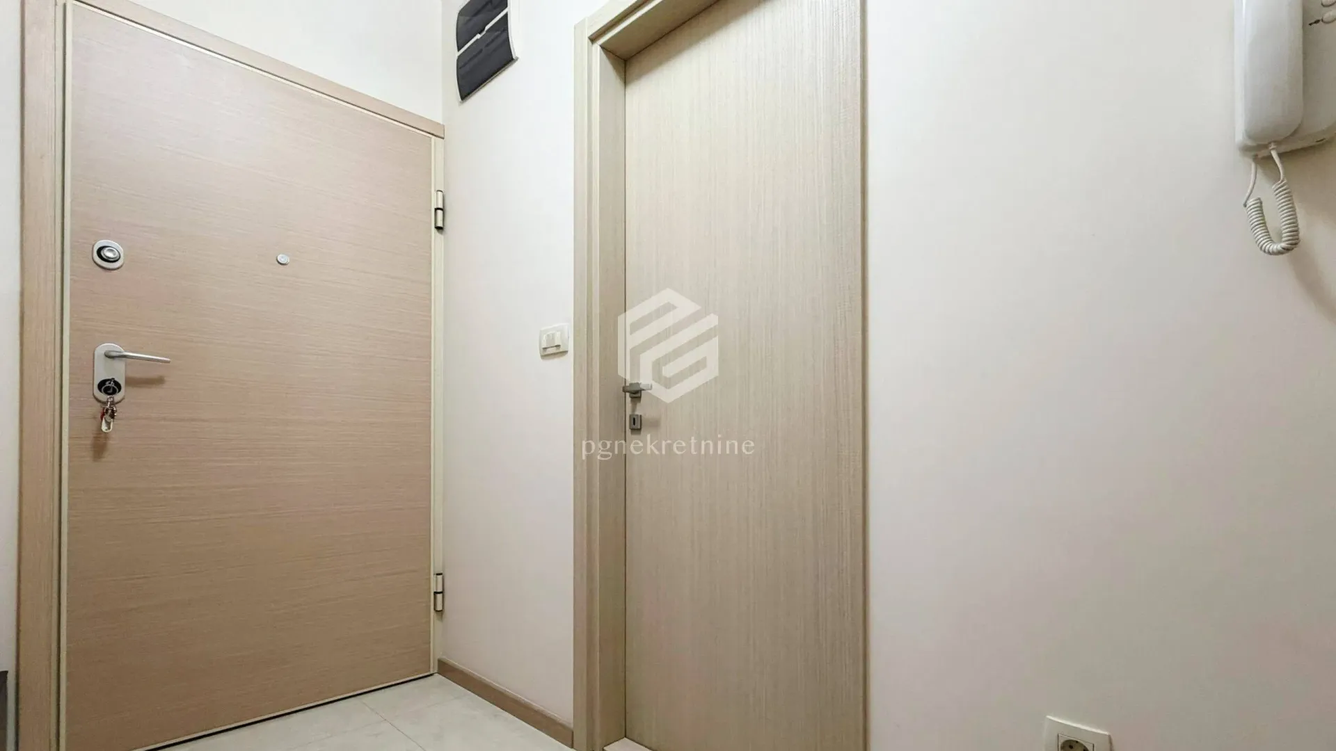 Rent, one bedroom apartment, 47m², City Kvart, Podgorica