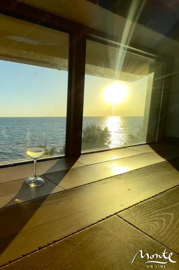 Sale, house, 323m², Utjeha, Bar