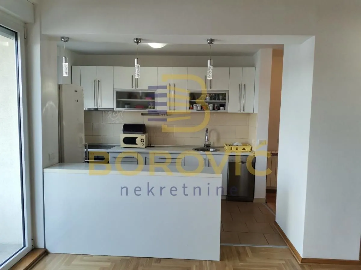 Prodaja, četvorosoban stan, 89m², Lekino Brdo, Voždovac Sve Podlokacije