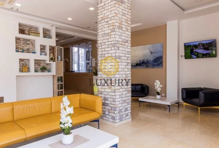 Rent, hospitality venue, 2000m², Sutomore, Bar