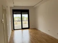 Prodaja, jednosoban stan, 49m², Centar, Bar - image 1