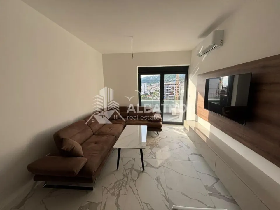 Rent, one bedroom apartment, 54m², Ilino, Bar