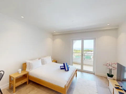 Prodaja, stan, 39m², Luštica Bay, Tivat - image 1