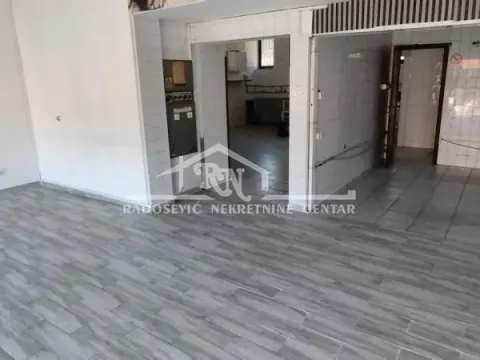 Izdavanje, poslovni prostor, 150m², Zemun Meandri, Zemun Sve Podlokacije - image 2