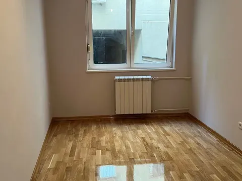 Prodaja, dvosoban stan, 81m², Vračar Sve Podlokacije, Beograd - image 2