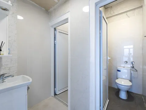 Rent, office space, 600m², Donja Gorica, Podgorica - image 9