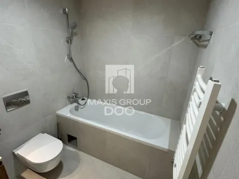 Izdavanje, poslovni prostor, 85m², Savski Venac, Beograd - image 13