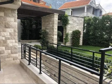 Prodaja, kuća, 210m², Dobrota, Kotor - image 35