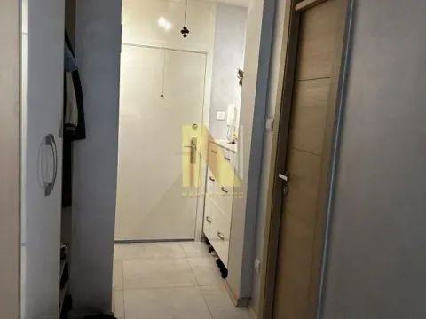 Prodaja, četvorosoban stan, 94m², Novo naselje, Novi Sad - image 16