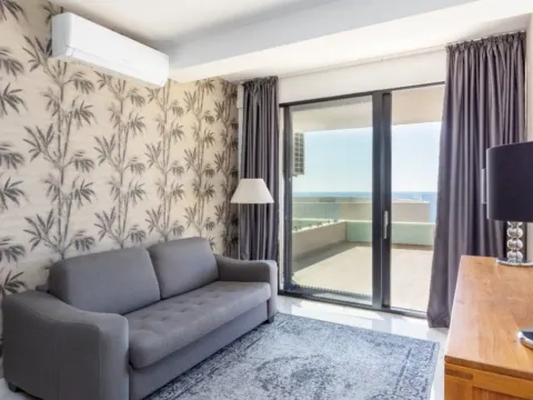 Sale, one bedroom apartment, 77m², Bečići, Budva - image 9