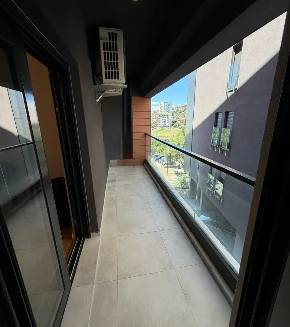 Prodaja, dvosoban stan, 78m², Centar, Podgorica