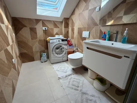 Prodaja, četvorosoban stan, 86m², Zemun Sve Podlokacije, Beograd - image 13