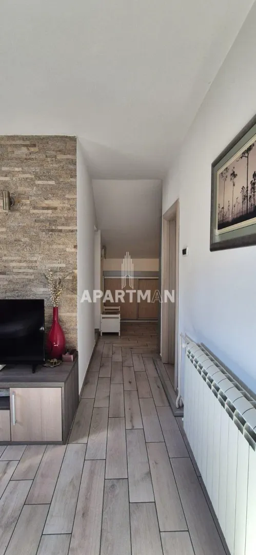 Sale, two bedroom apartment, 62m², Vidikovački venac, Rakovica