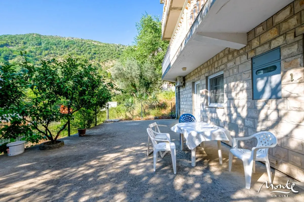 Sale, house, 195m², Bečići, Budva