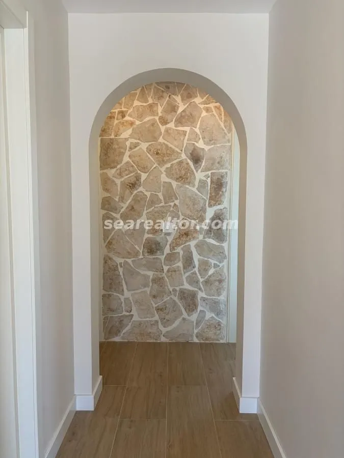Prodaja, kuća, 220m², Centar, Tivat