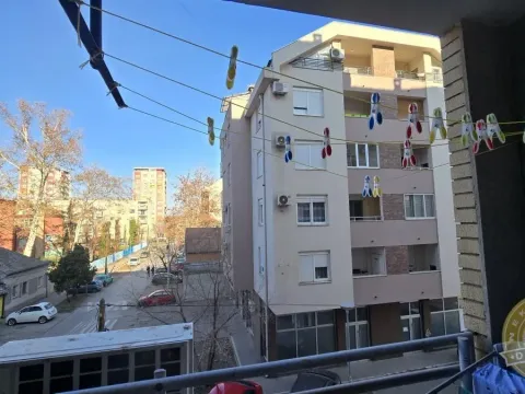 Izdavanje, dvosoban stan, 50m², Detelinara, Novi Sad Sve Podlokacije - image 8