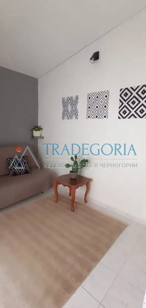 Prodaja, dvosoban stan, 53m², Sutomore, Bar