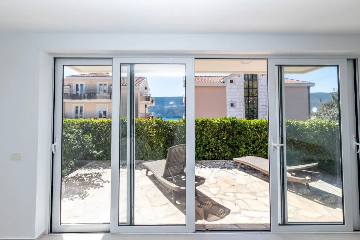 Prodaja, dvosoban stan, 95m², Topla, Herceg Novi