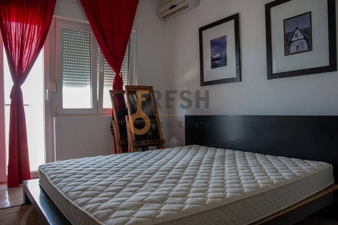 Prodaja, kuća, 239m², Krašići, Tivat