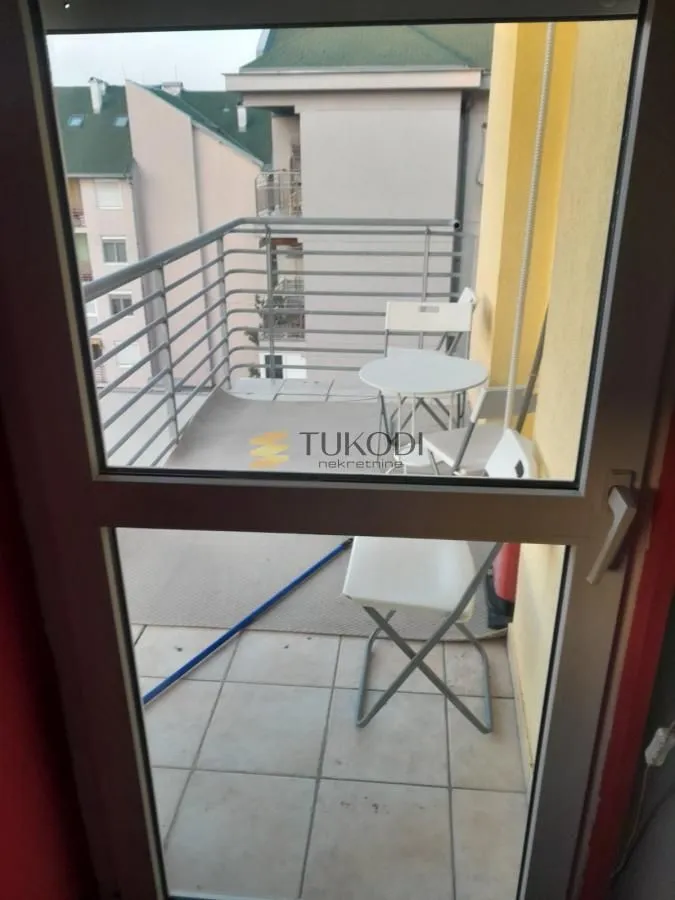 Prodaja, četvorosoban stan, 120m², Stari grad, Novi Sad