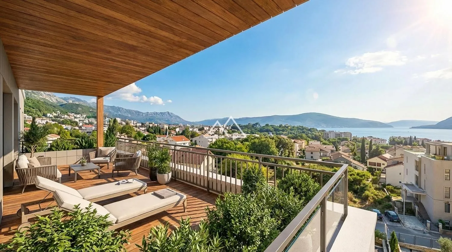 Prodaja, dvosoban stan, 125m², Centar, Tivat