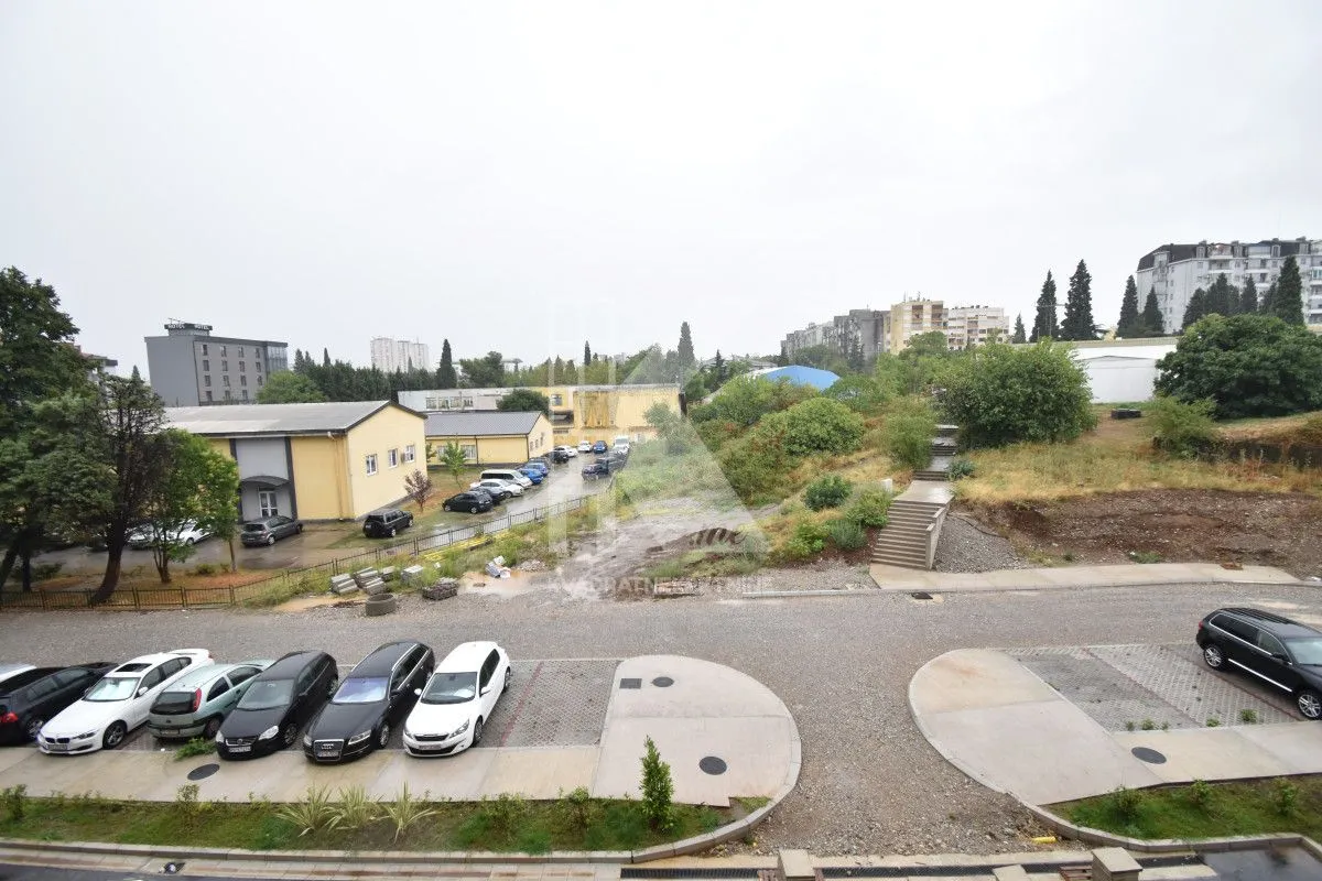 Rent, office space, 49m², Ljubović, Podgorica