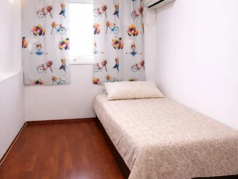 Prodaja, trosoban stan, 66m², Centar, Podgorica - image 8