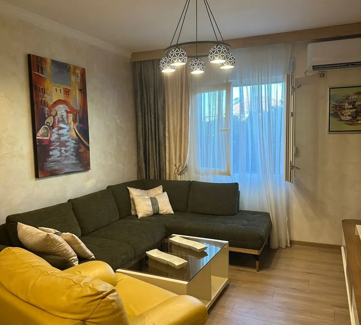 Izdavanje, jednosoban stan, 42m², Gorica C, Podgorica
