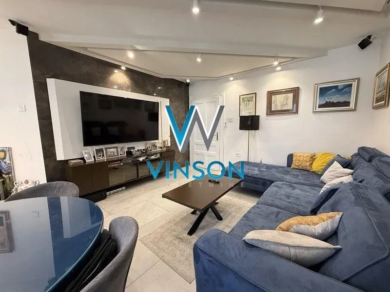 Prodaja, trosoban stan, 74m², Centar, Novi Sad