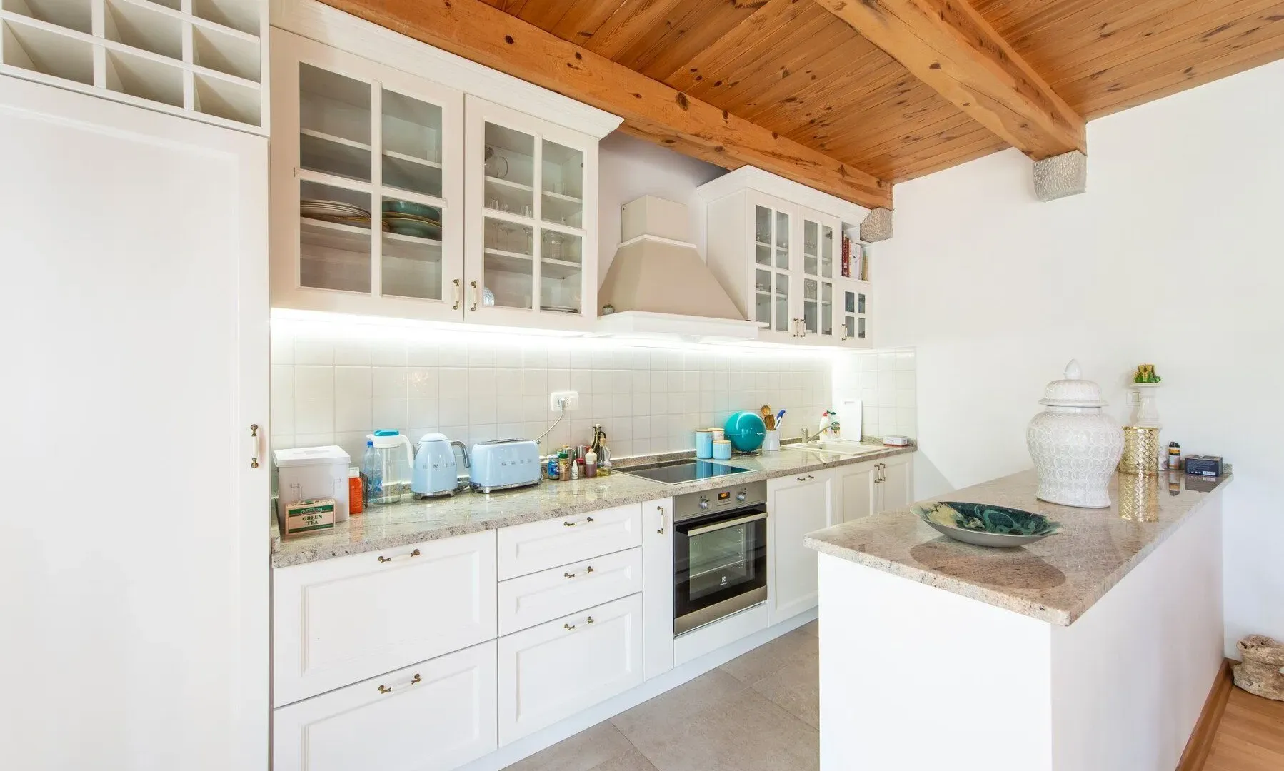 Rent, house, 350m², Budva, Crna Gora