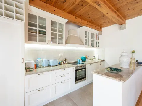 Rent, house, 350m², Budva, Crna Gora - image 14