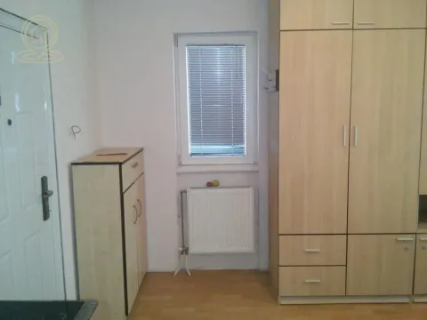 Izdavanje, garsonjera, 25m², Salajka, Novi Sad Sve Podlokacije - image 7