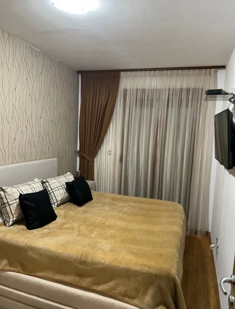 Izdavanje, jednosoban stan, 45m², Momišići, Podgorica