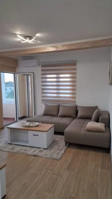 Rent, studio apartment, 32m², Blok 9, Podgorica