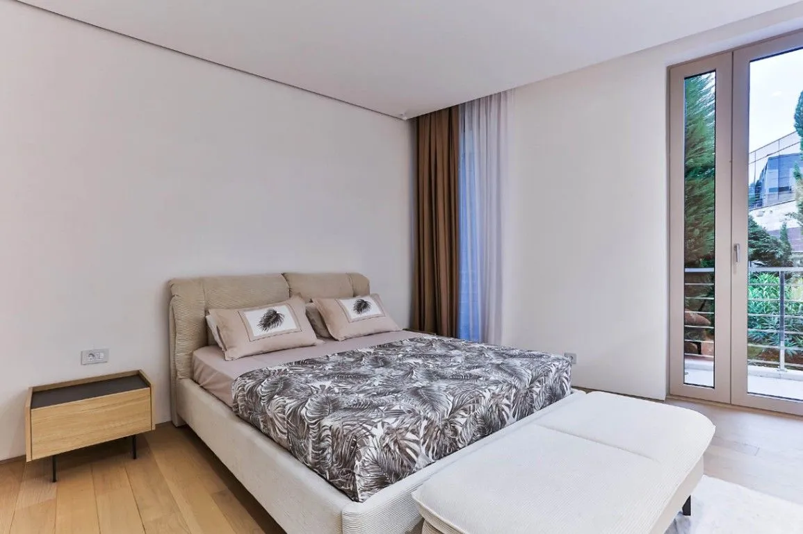 Sale, two bedroom apartment, 182m², Budva, Crna Gora