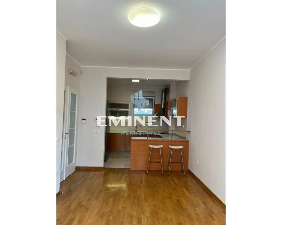 Rent, house, 220m², Senjak, Beograd