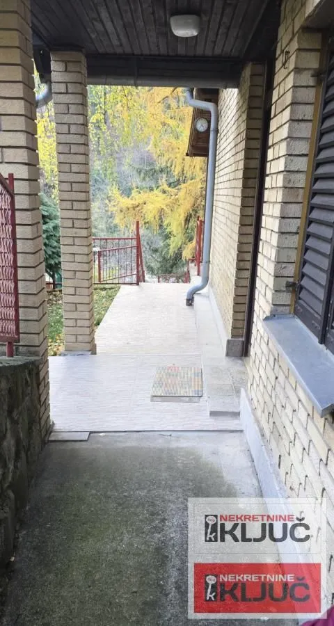 Prodaja, kuća, 63m², Rakovac, Novi Sad Sve Podlokacije